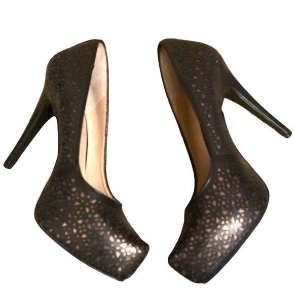 BCBG PARIS Padgett Black Laser Cutout Patent Leather Platform Stiletto Heels 8 - Picture 1 of 8